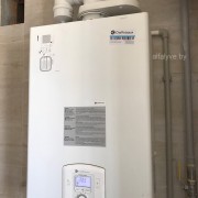 Установленный котел Chaffoteaux Pigma Green Evo в котельном помещении