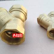 Фильтр грубой очистки латунный Slovarm размерами DN 25 (1 дюйм), DN 40(1 1-2 дюйм)
